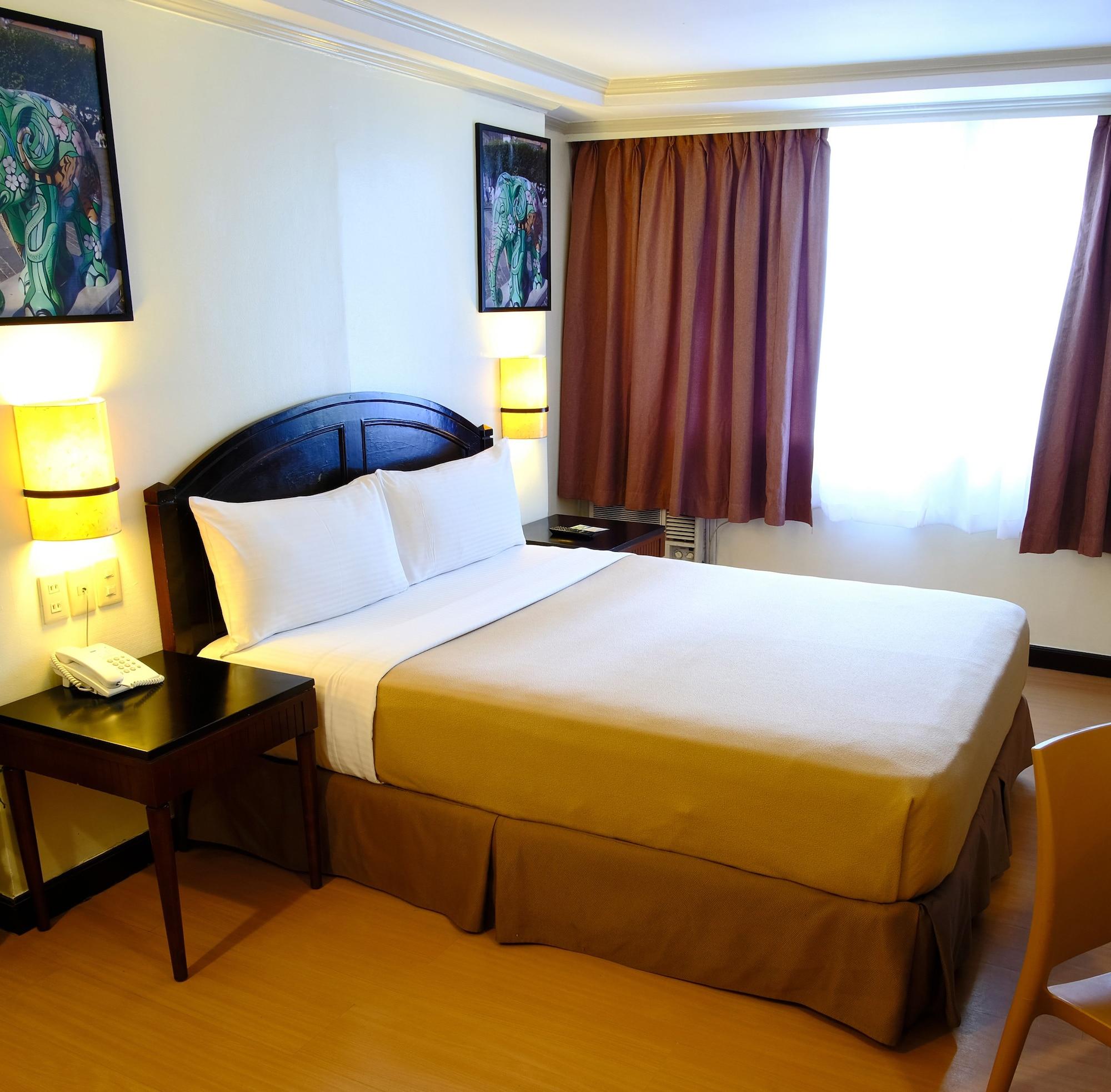 Fersal Hotel Neptune Makati Makati City Buitenkant foto