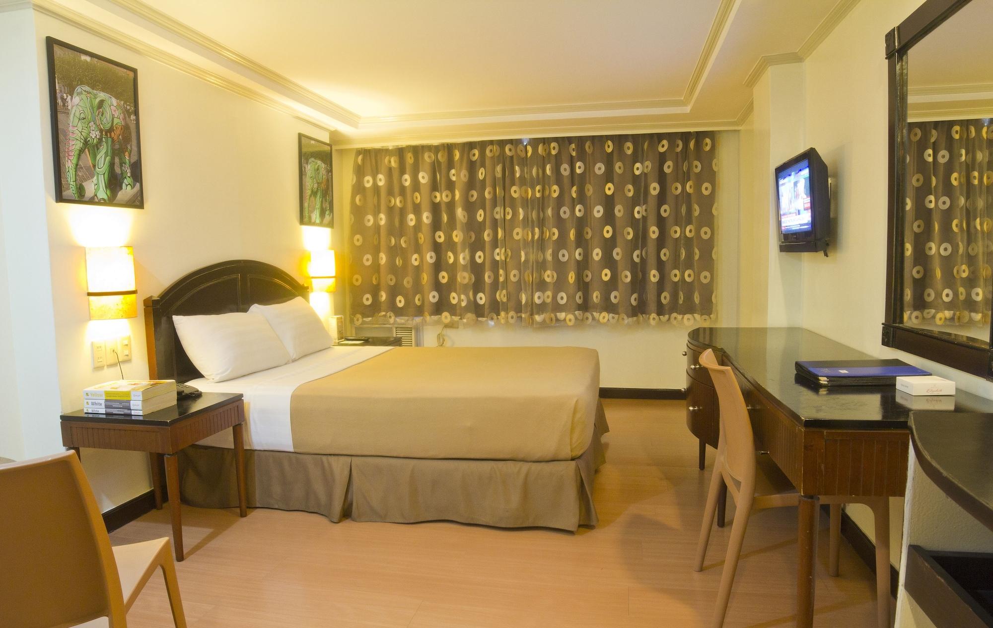 Fersal Hotel Neptune Makati Makati City Buitenkant foto