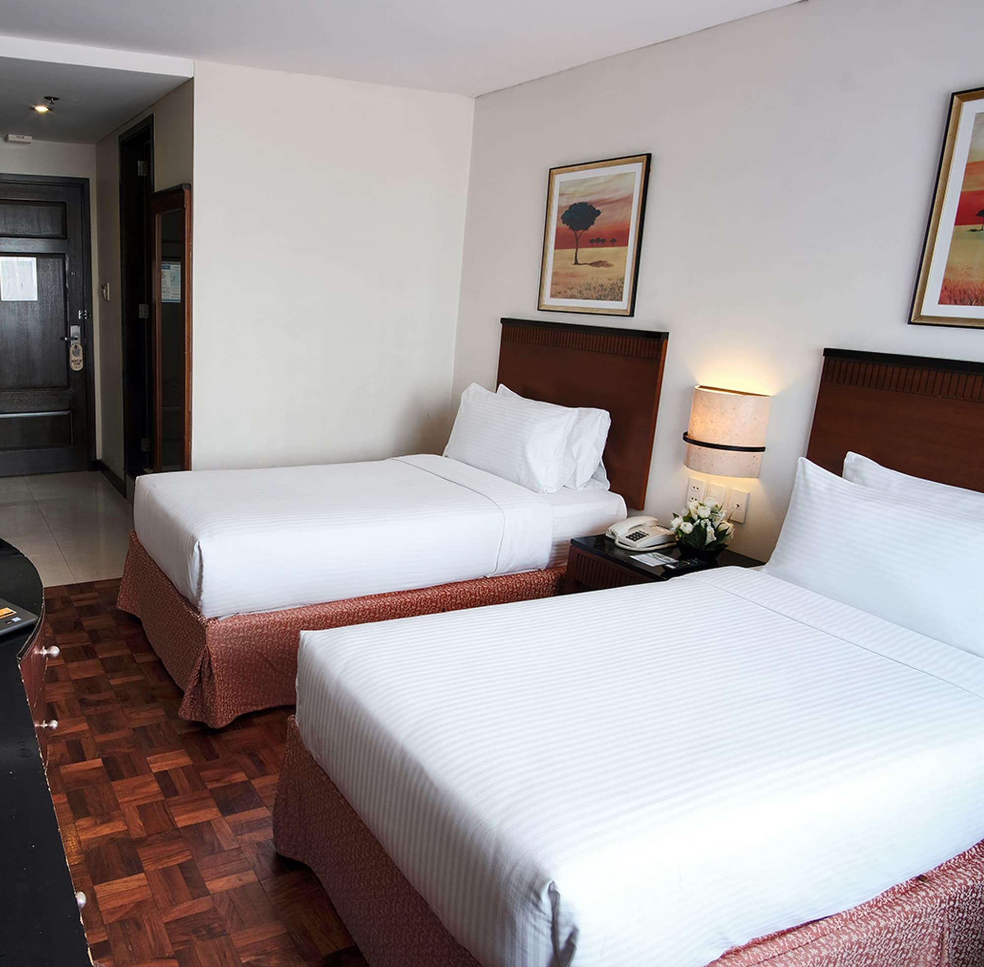Fersal Hotel Neptune Makati Makati City Buitenkant foto