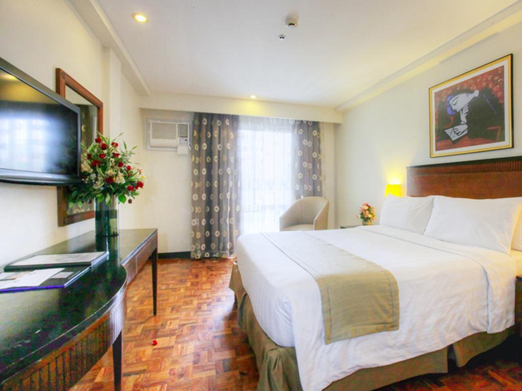 Fersal Hotel Neptune Makati Makati City Buitenkant foto